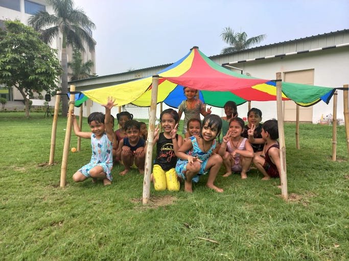 POOL PARTY NURSERY - GRADE K2